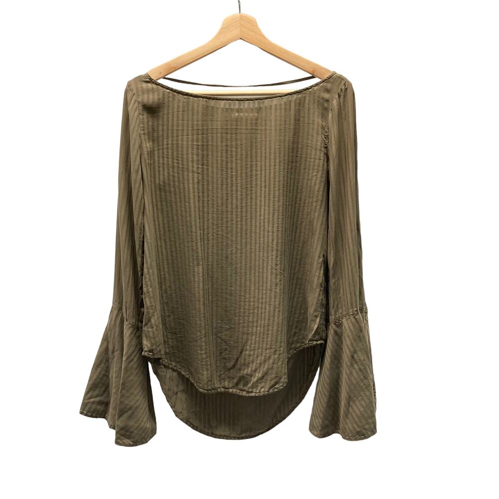 Cloth & Stone Bell Sleeve Boat Neck Blouse Top in Moss Green